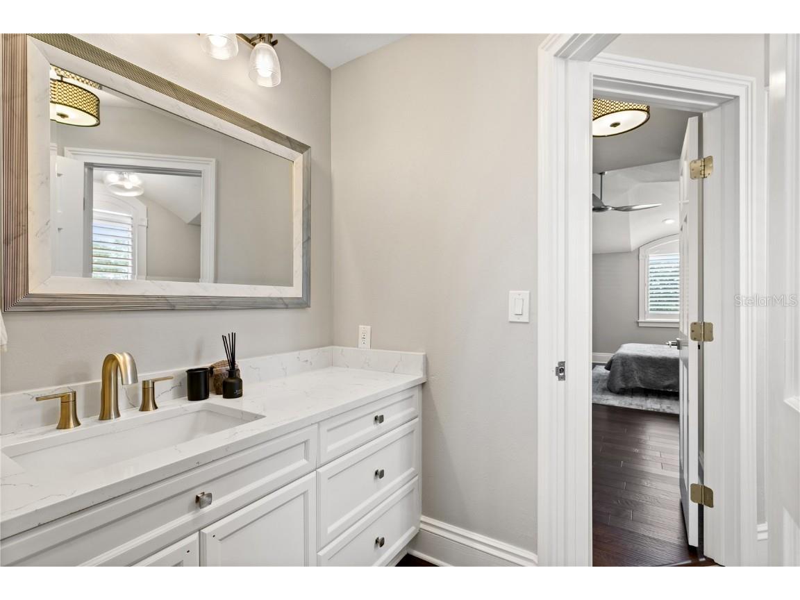 420 Coffee Pot Riviera NE Saint Petersburg FL 33704 - COFFEE POT BAYOU U8248639 image36