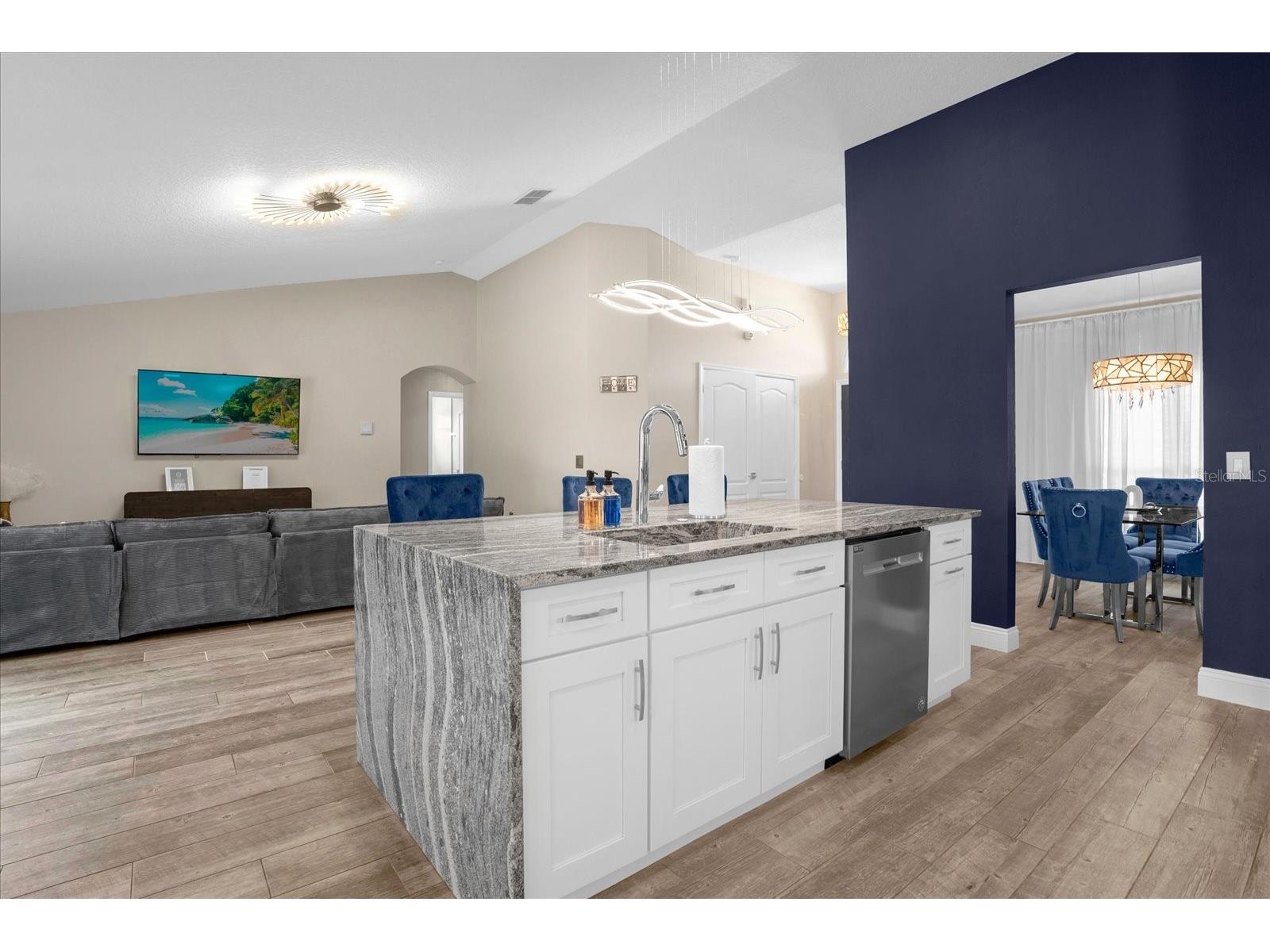 420 Dolcetto Drive Davenport FL 33897 O6384638 image10