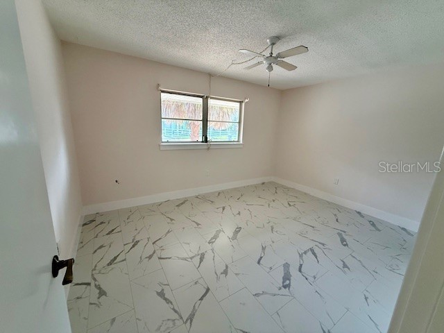 420 Firehouse Court #10 Longboat Key FL 34228 A4682770 image13