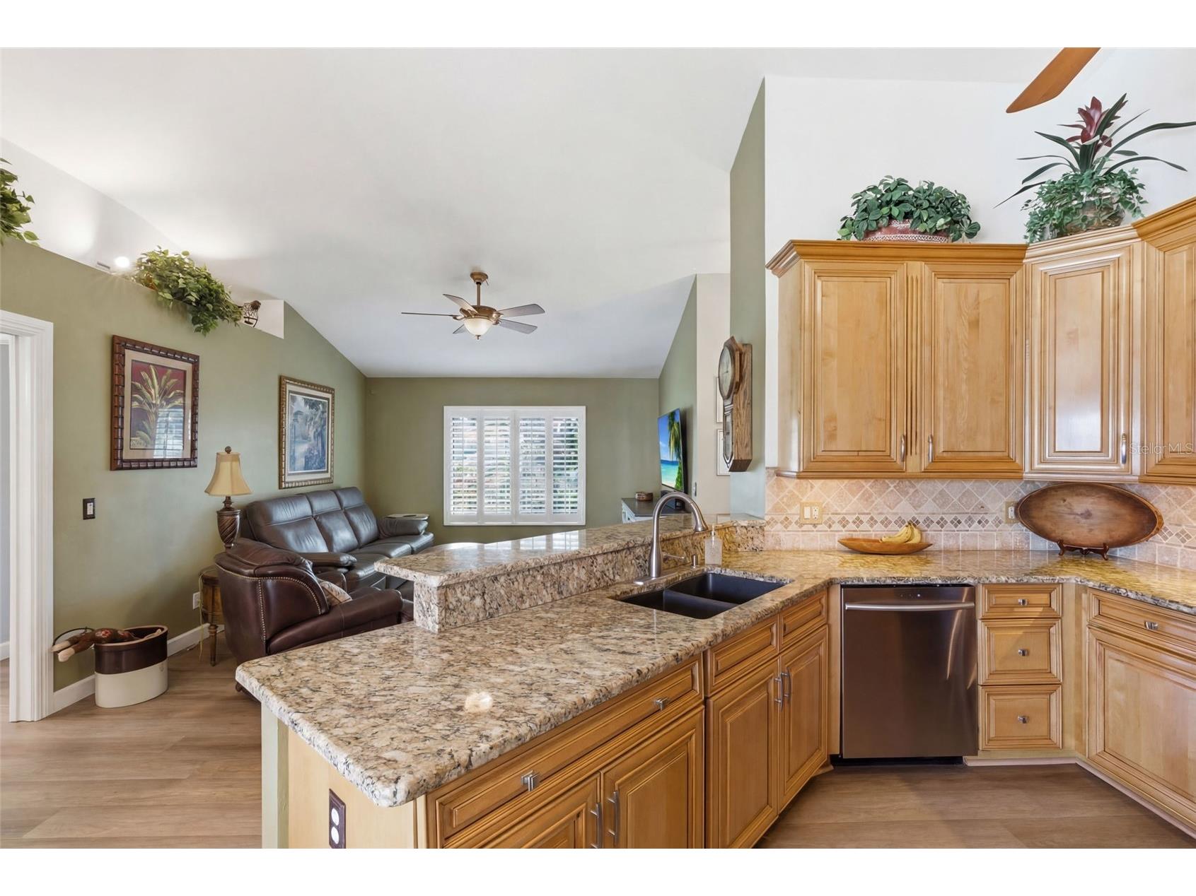 420 Garvin Street Punta Gorda FL 33950 - PILOT FISH BAYOU C7523199 image16