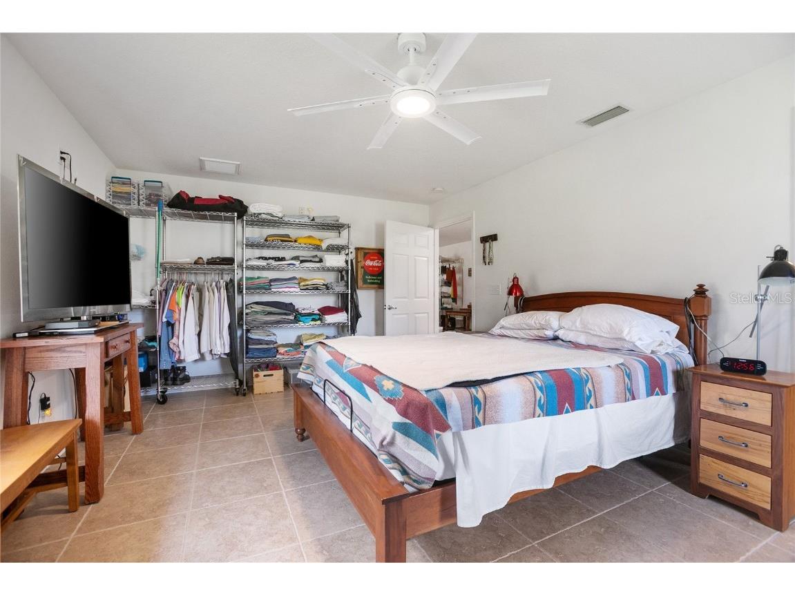 420 Glenwood Road Deland FL 32720 V4946063 image13