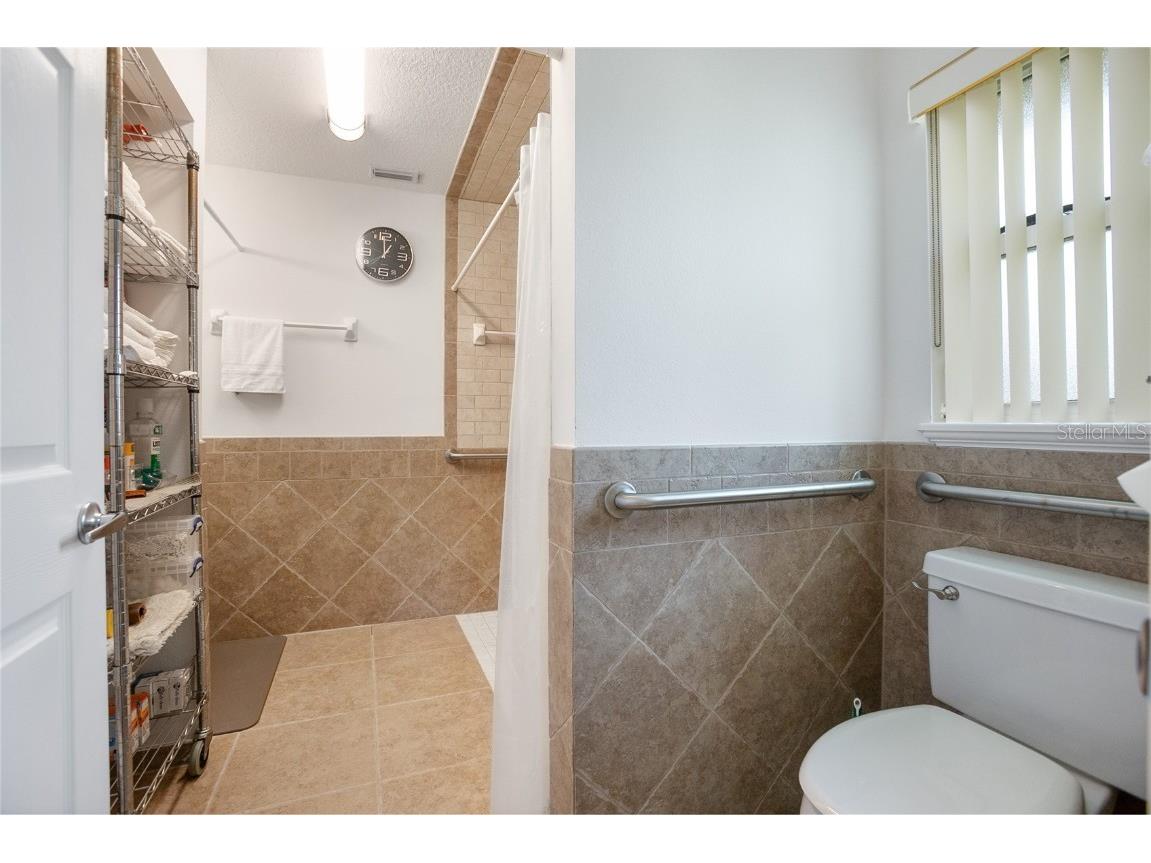 420 Glenwood Road Deland FL 32720 V4946063 image15