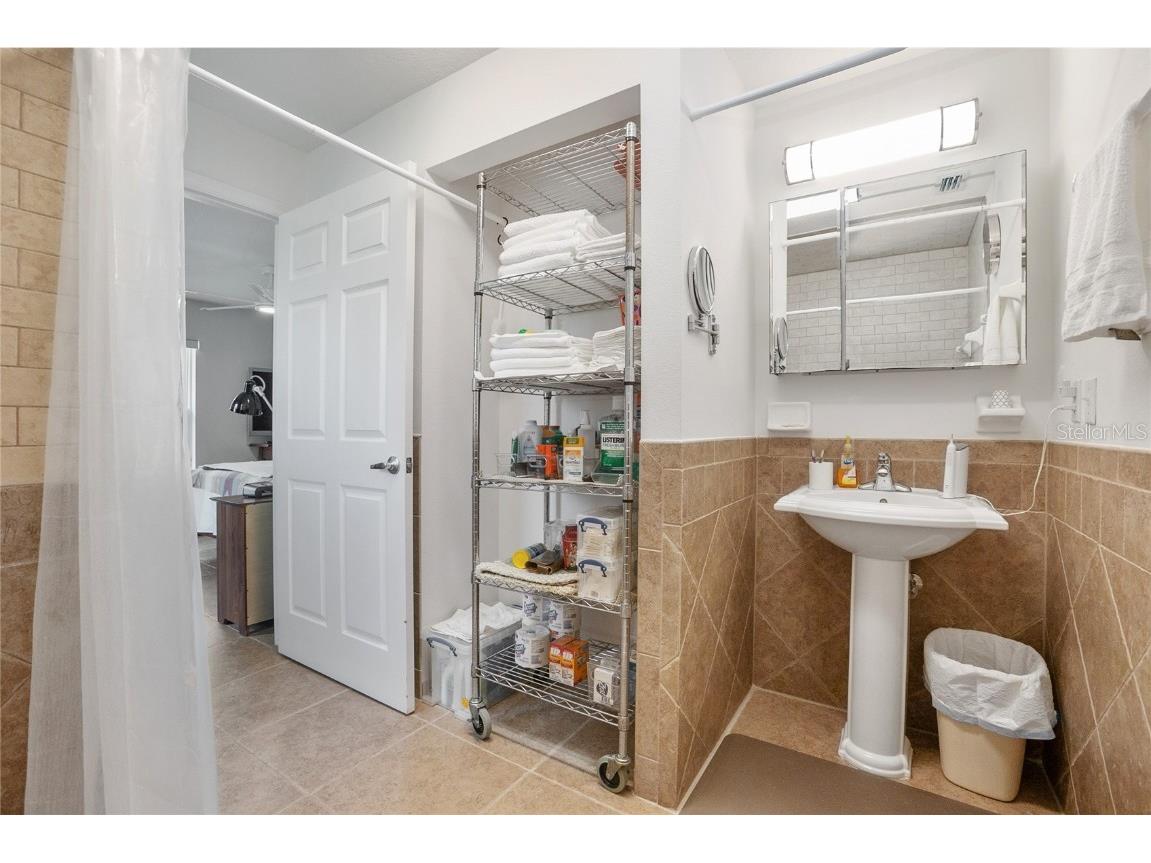 420 Glenwood Road Deland FL 32720 V4946063 image16