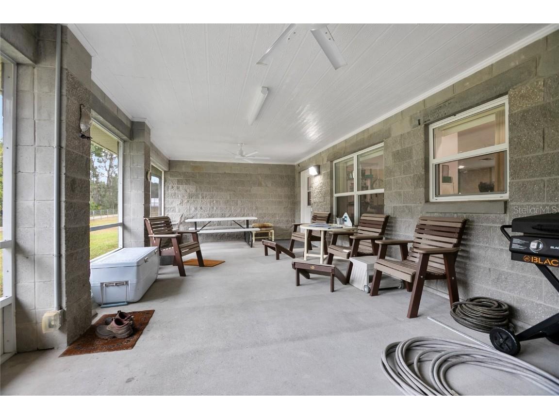 420 Glenwood Road Deland FL 32720 V4946063 image17