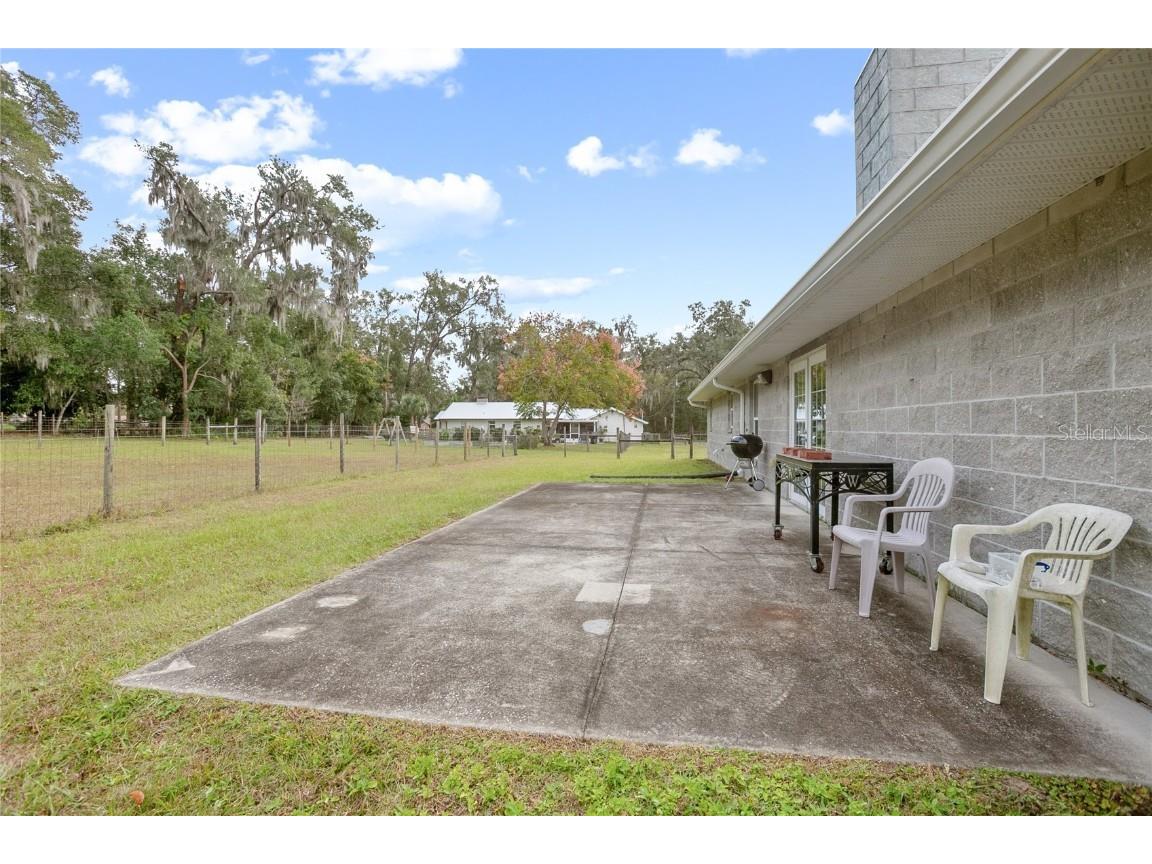 420 Glenwood Road Deland FL 32720 V4946063 image21