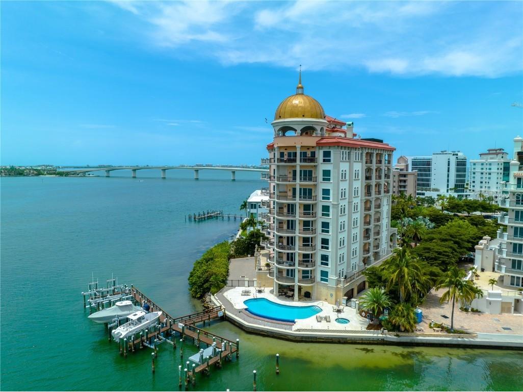 420 Golden Gate #400A Sarasota FL 34236 A4579538 image1
