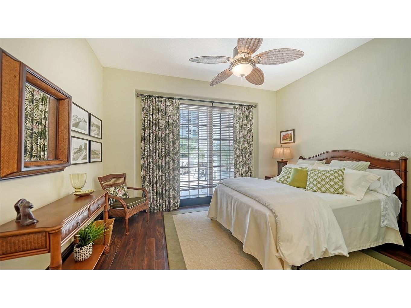 420 Golden Gate Point #200A Sarasota FL 34236 - SARASOTA BAY A4652440 image36