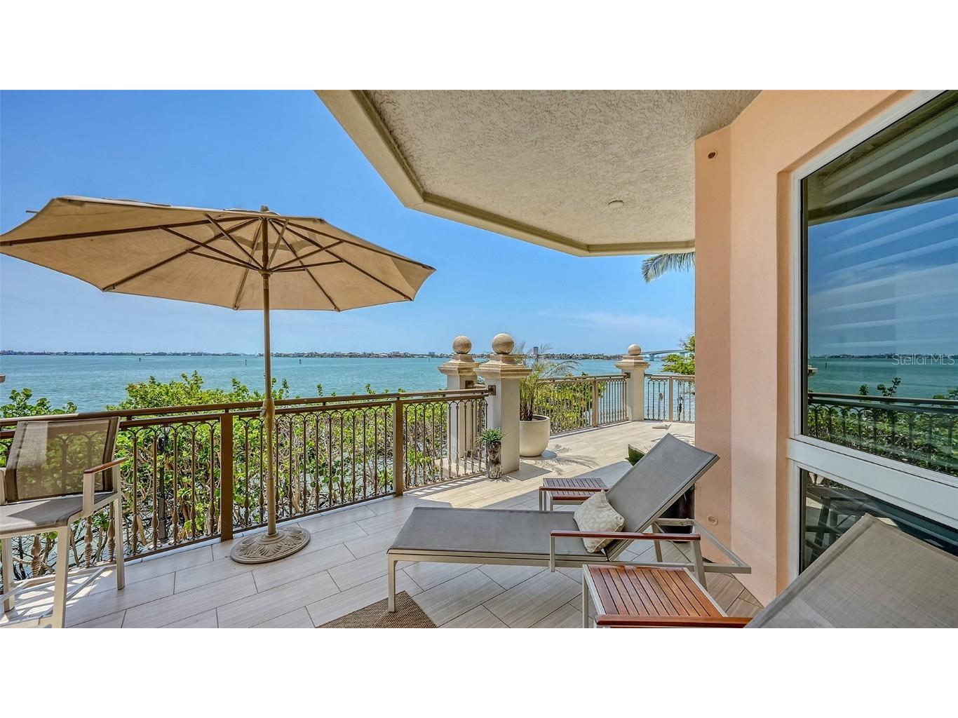 420 Golden Gate Point #200A Sarasota FL 34236 - SARASOTA BAY A4652440 image42