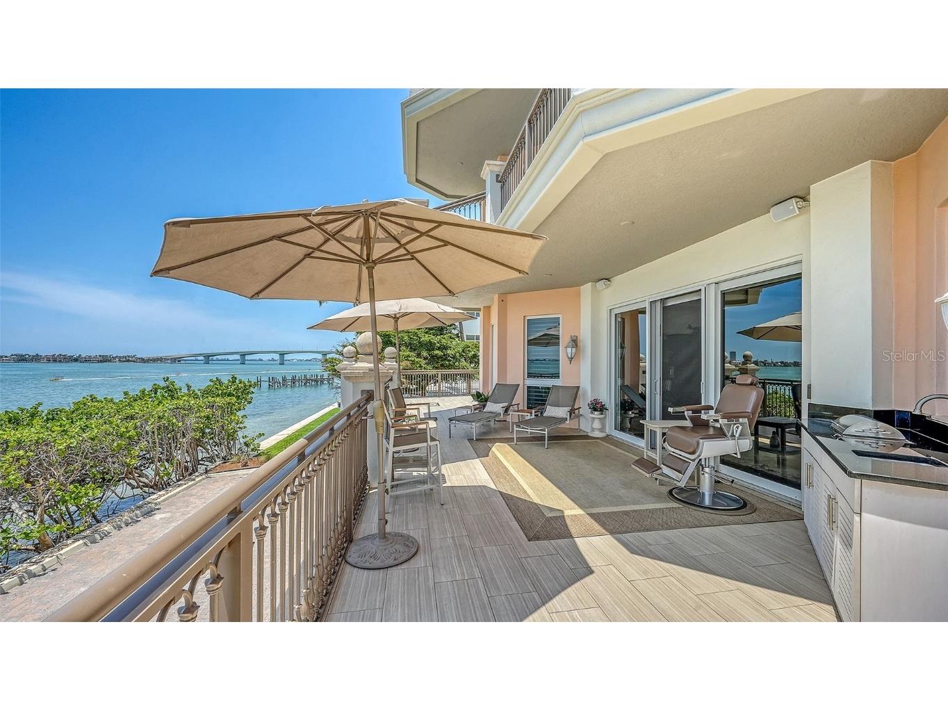 420 Golden Gate Point #200A Sarasota FL 34236 - SARASOTA BAY A4652440 image54