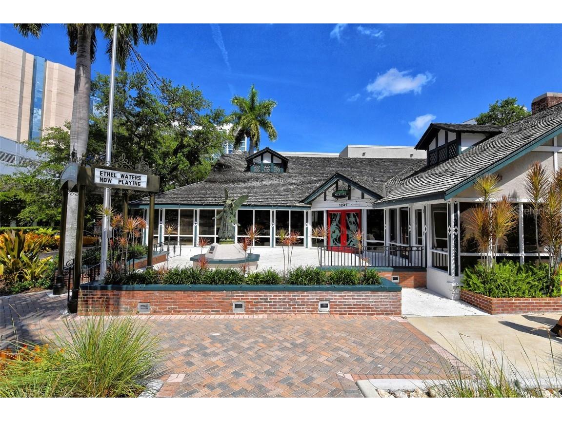 420 Golden Gate Point #200A Sarasota FL 34236 - SARASOTA BAY A4652440 image81