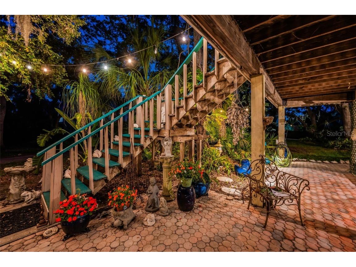 420 Hanby Street Crystal Beach FL 34681 TB8384267 image7