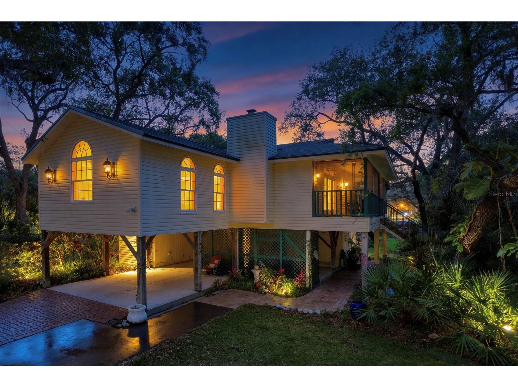 420 Hanby Street Crystal Beach FL 34681 TB8495958 image1