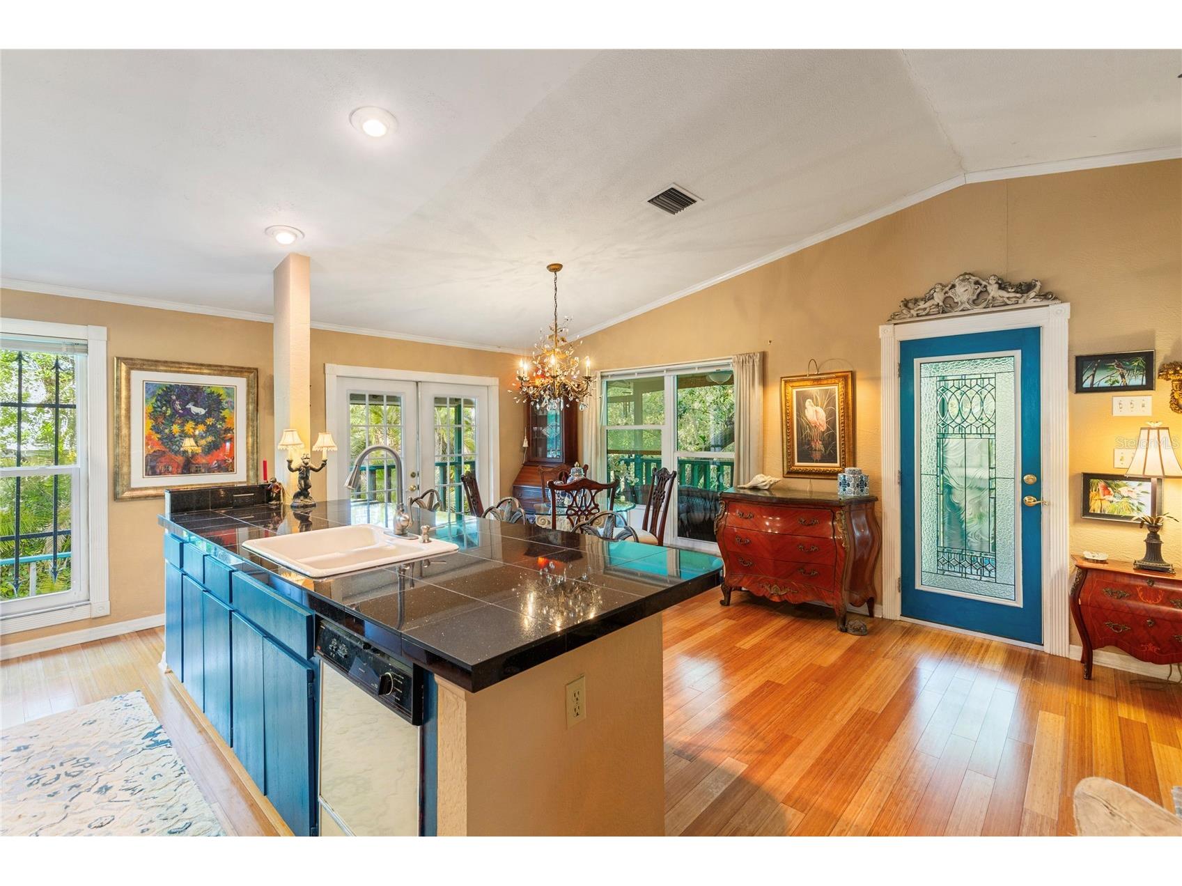 420 Hanby Street Crystal Beach FL 34681 TB8495958 image8