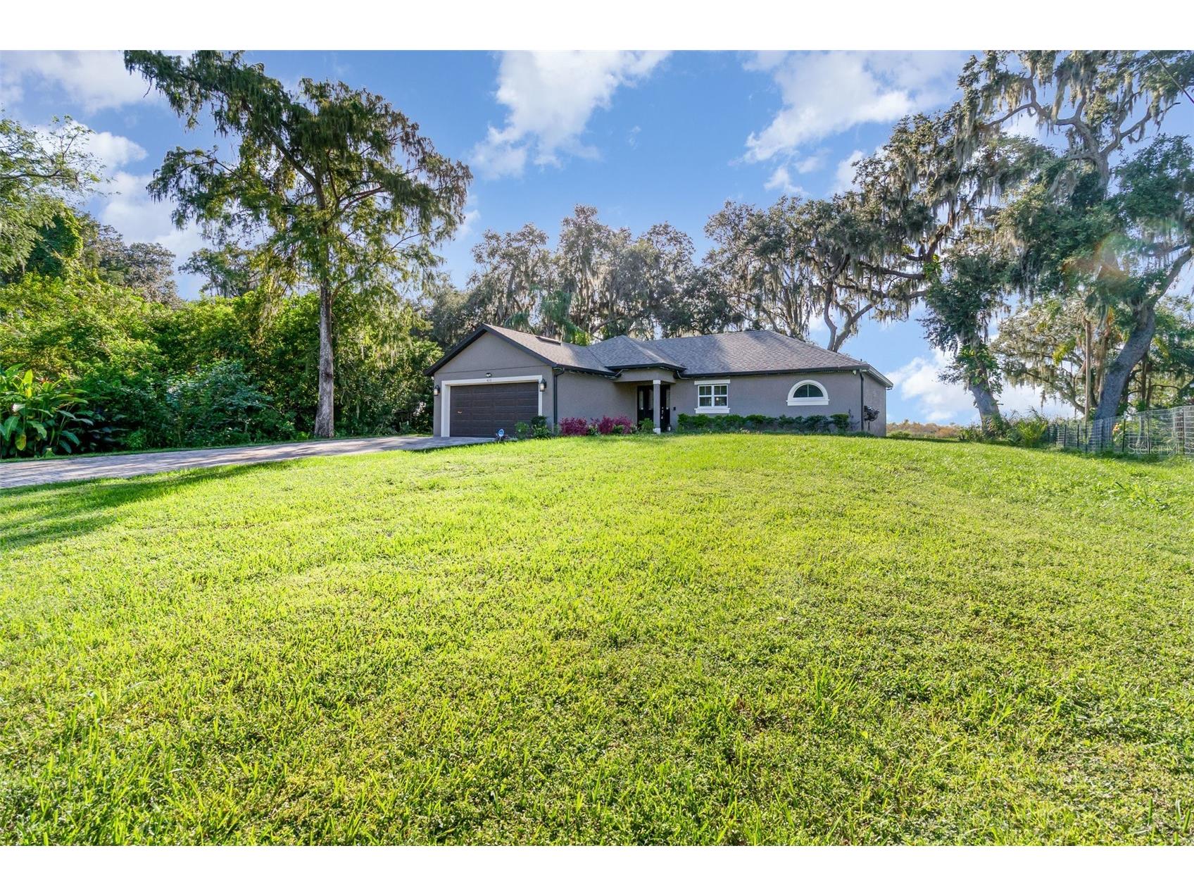 420 Ketch Road Saint Cloud FL 34771 - LAKE TOHO TB8435477 image1