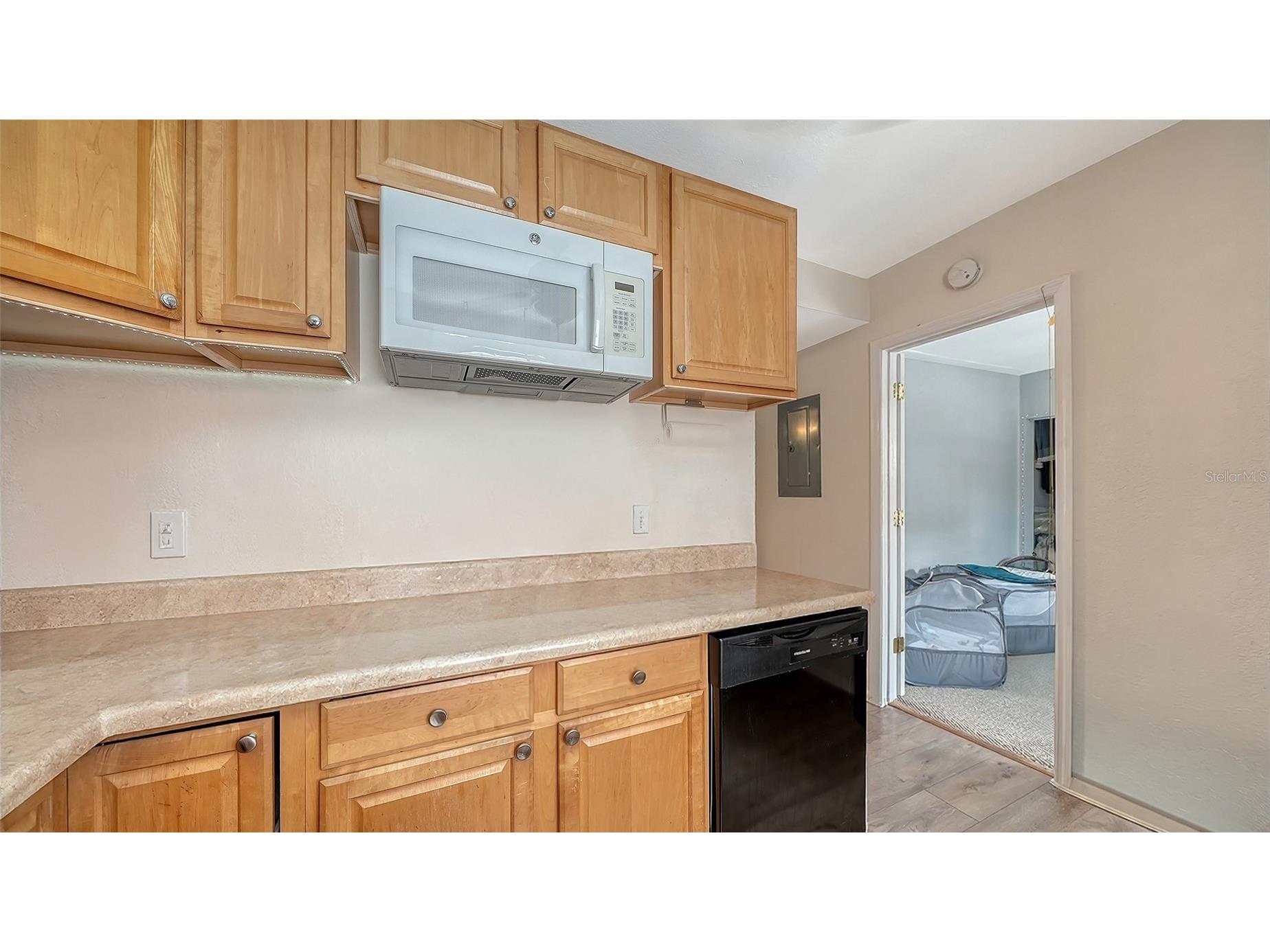 420 Kumquat Court Sarasota FL 34236 A4689791 image16