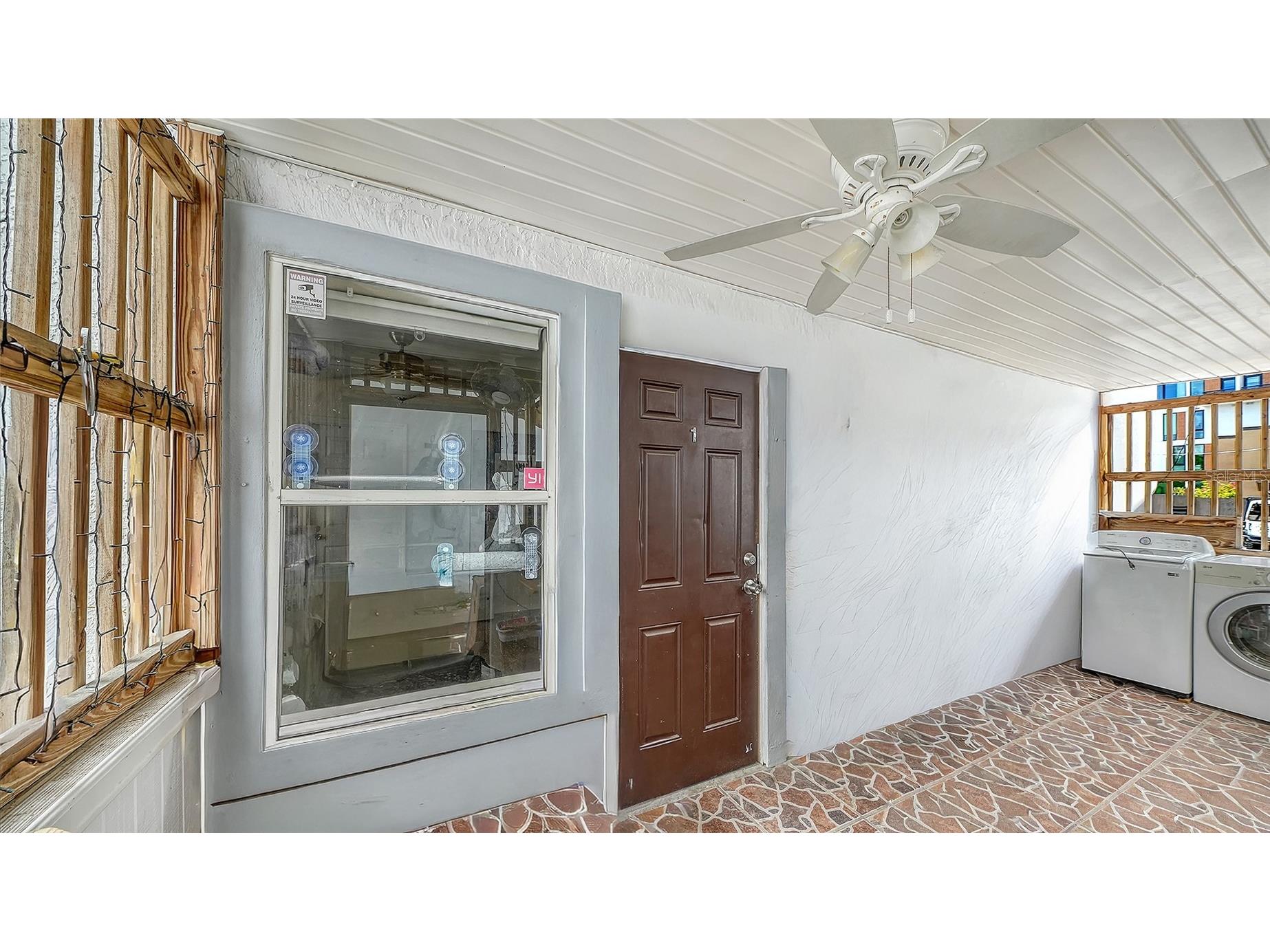 420 Kumquat Court Sarasota FL 34236 A4689791 image2