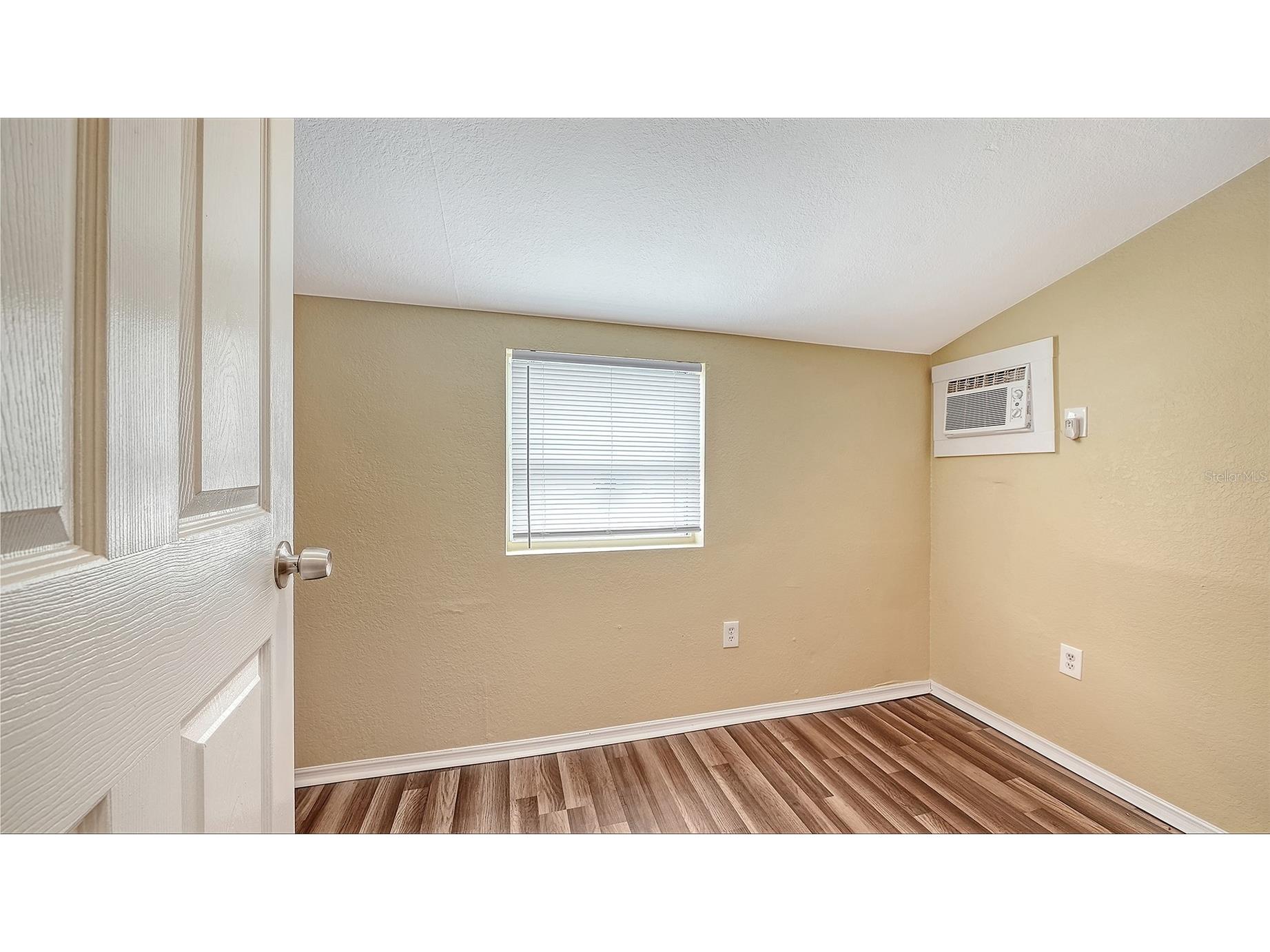 420 Kumquat Court Sarasota FL 34236 A4689791 image46