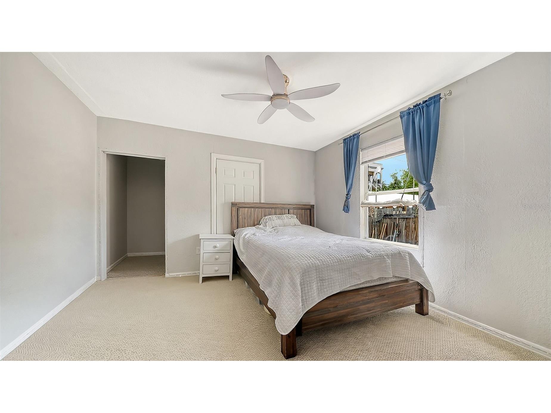 420 Kumquat Court Sarasota FL 34236 A4689791 image5