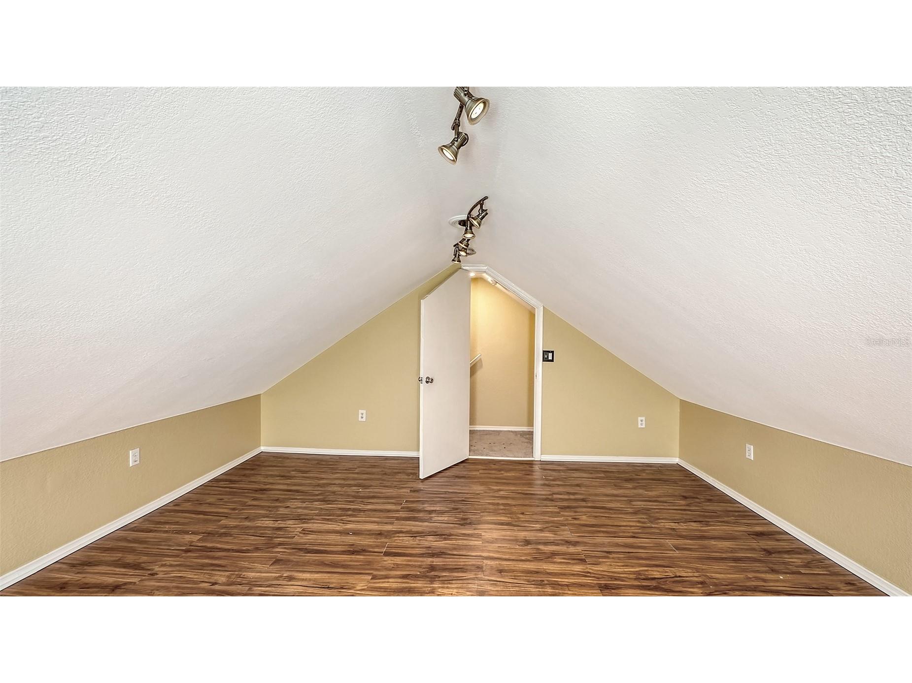 420 Kumquat Court Sarasota FL 34236 A4689791 image53