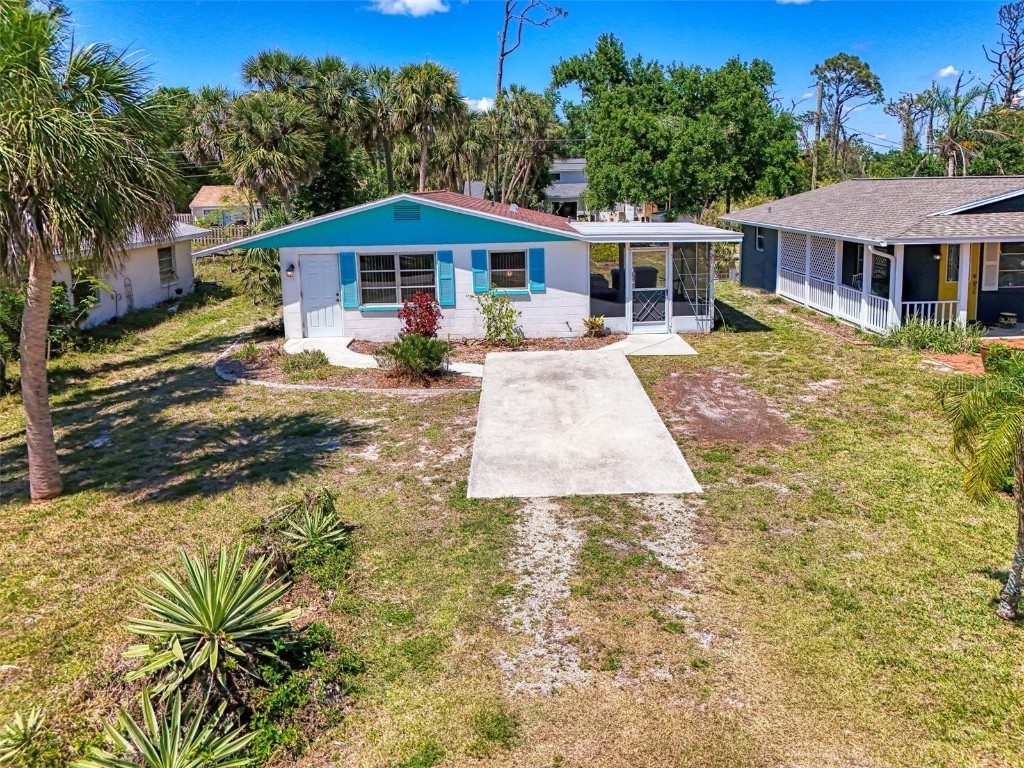 420 Leach Street Englewood FL 34223 D6141986 image1