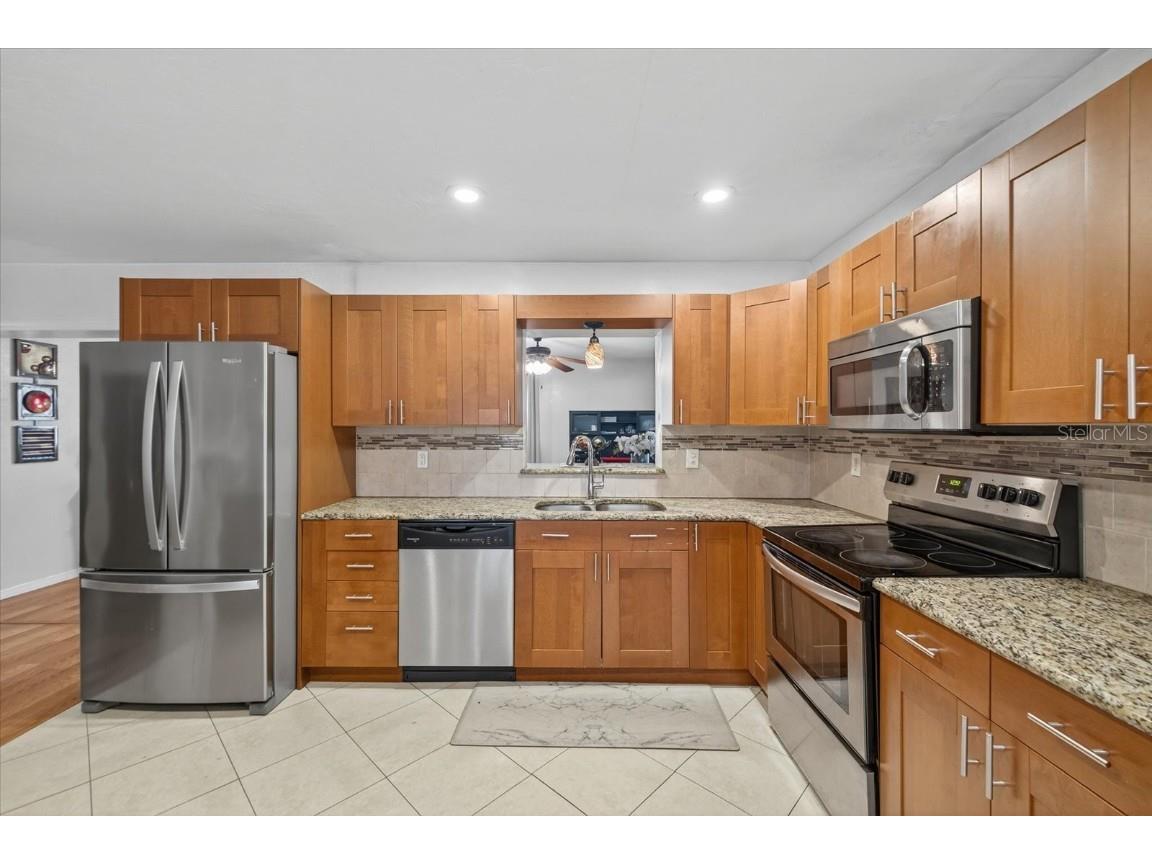 420 Lewis Boulevard SE Saint Petersburg FL 33705 TB8419501 image10