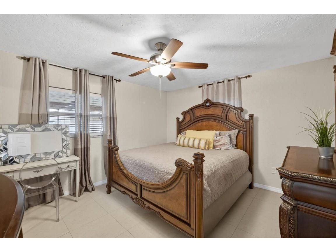 420 Lewis Boulevard SE Saint Petersburg FL 33705 TB8419501 image19