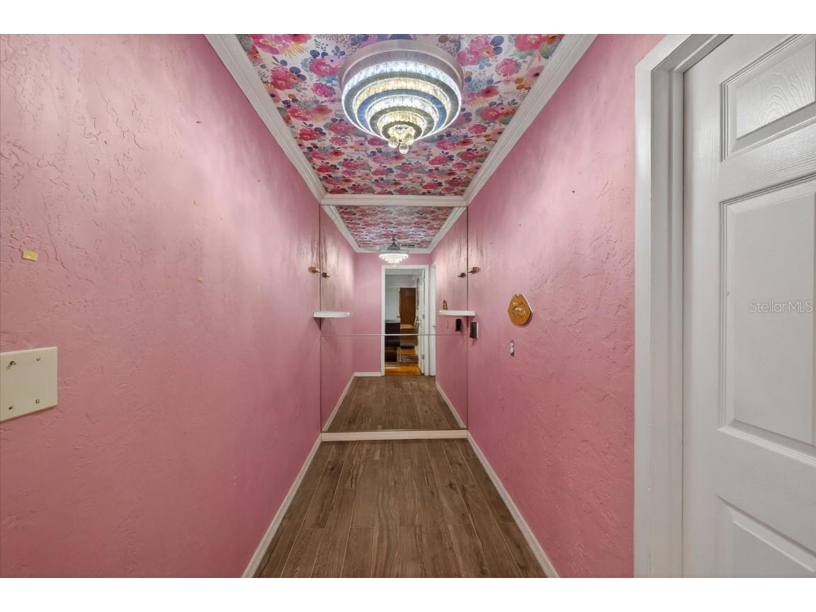 420 Lewis Boulevard SE Saint Petersburg FL 33705 TB8419501 image27