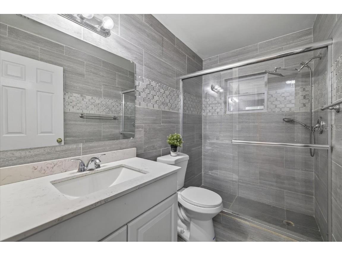 420 Lewis Boulevard SE Saint Petersburg FL 33705 TB8419501 image4