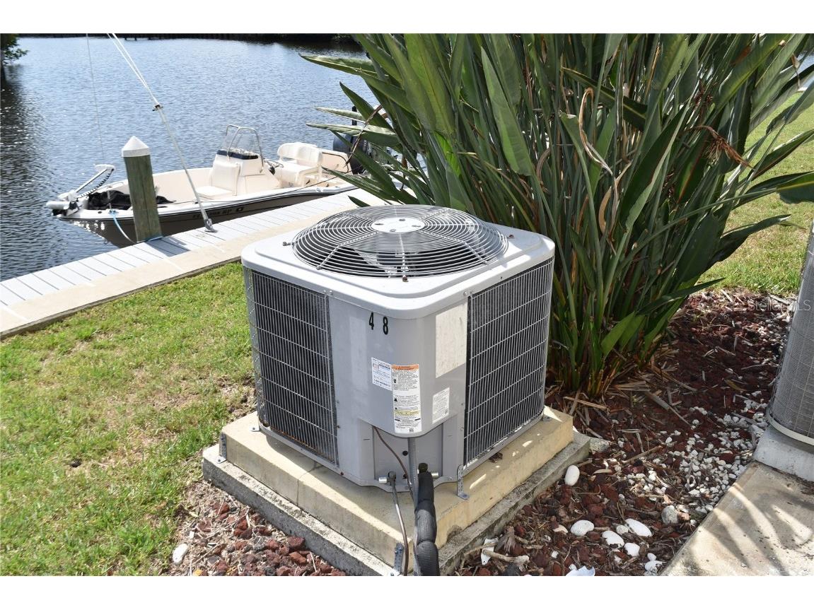 420 Moorings Cove Drive #420 Tarpon Springs FL 34689 TB8386780 image32