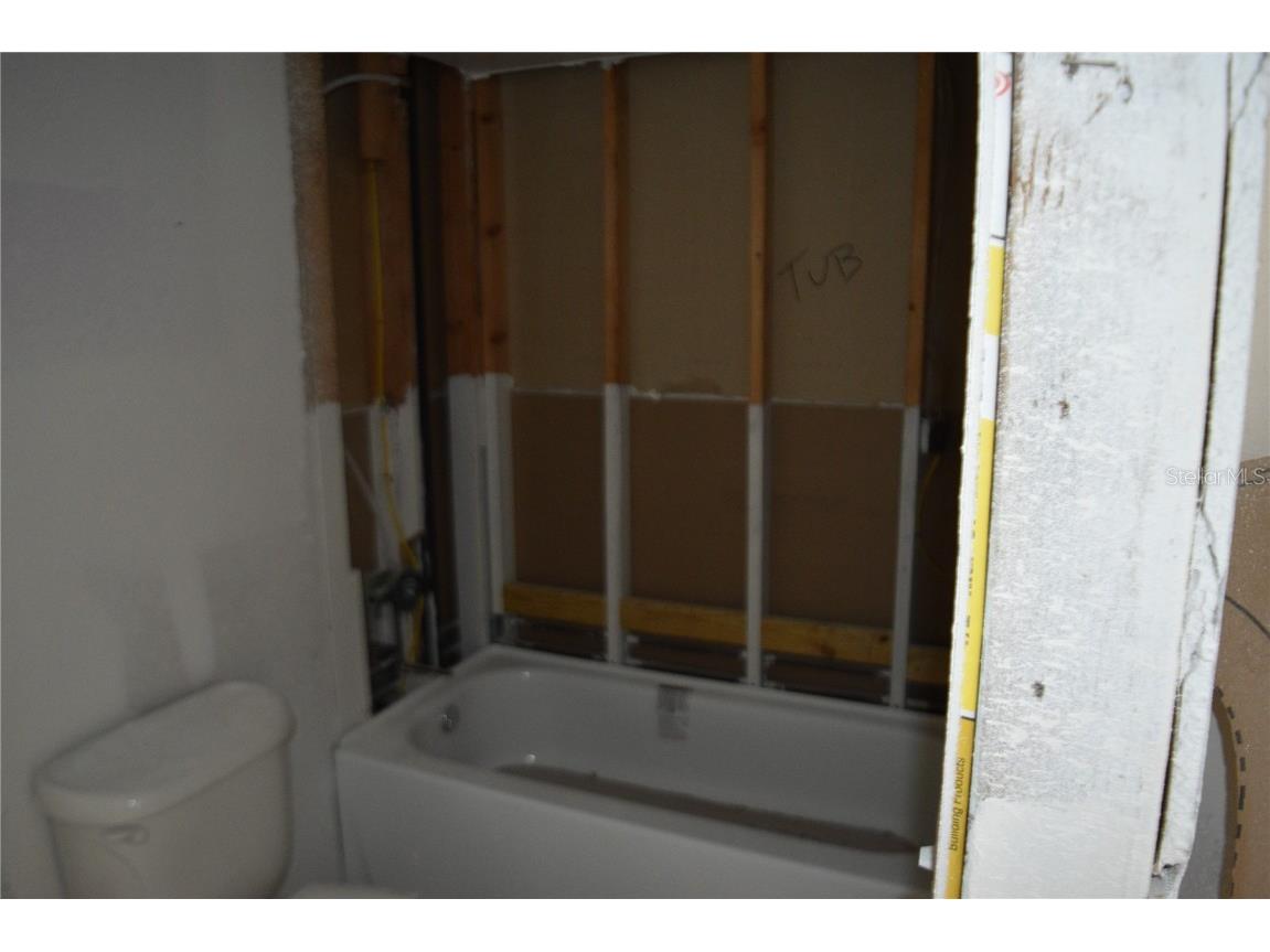 420 Moorings Cove Drive #420 Tarpon Springs FL 34689 TB8386780 image37