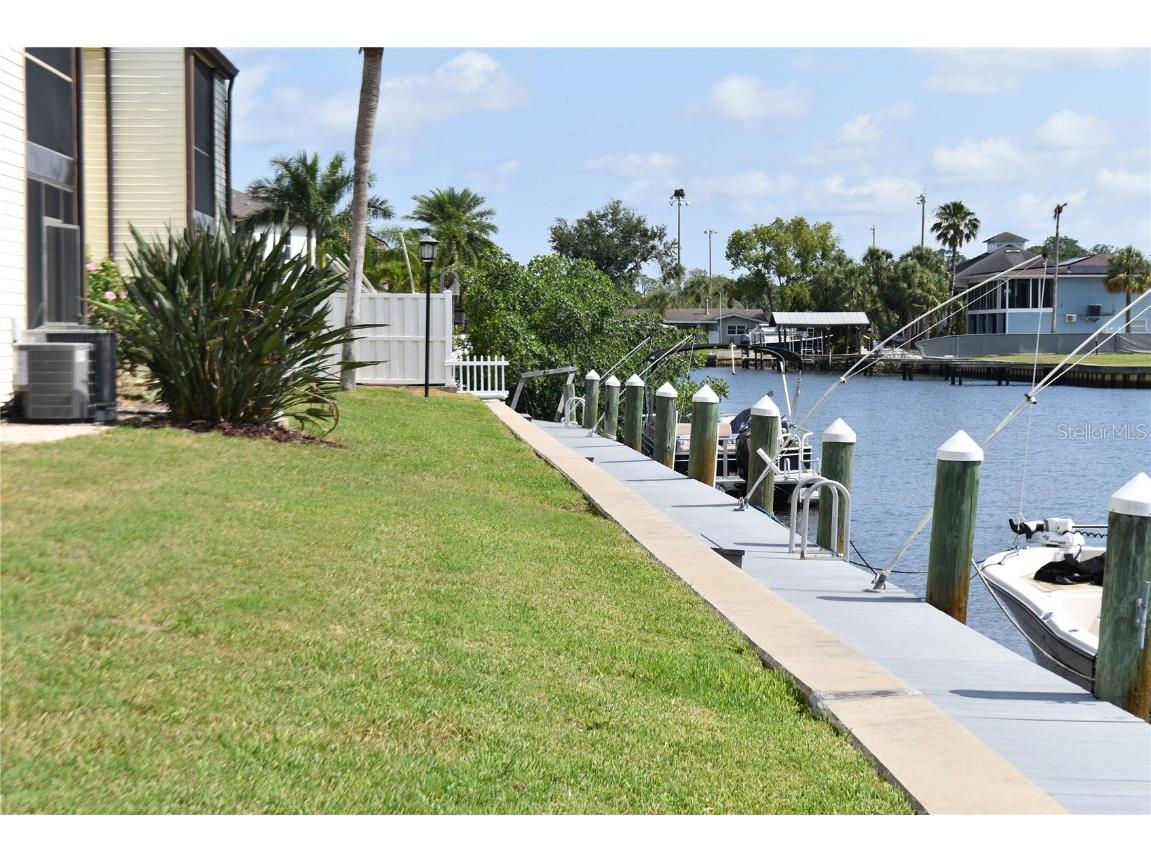 420 Moorings Cove Drive #420 Tarpon Springs FL 34689 TB8386780 image40