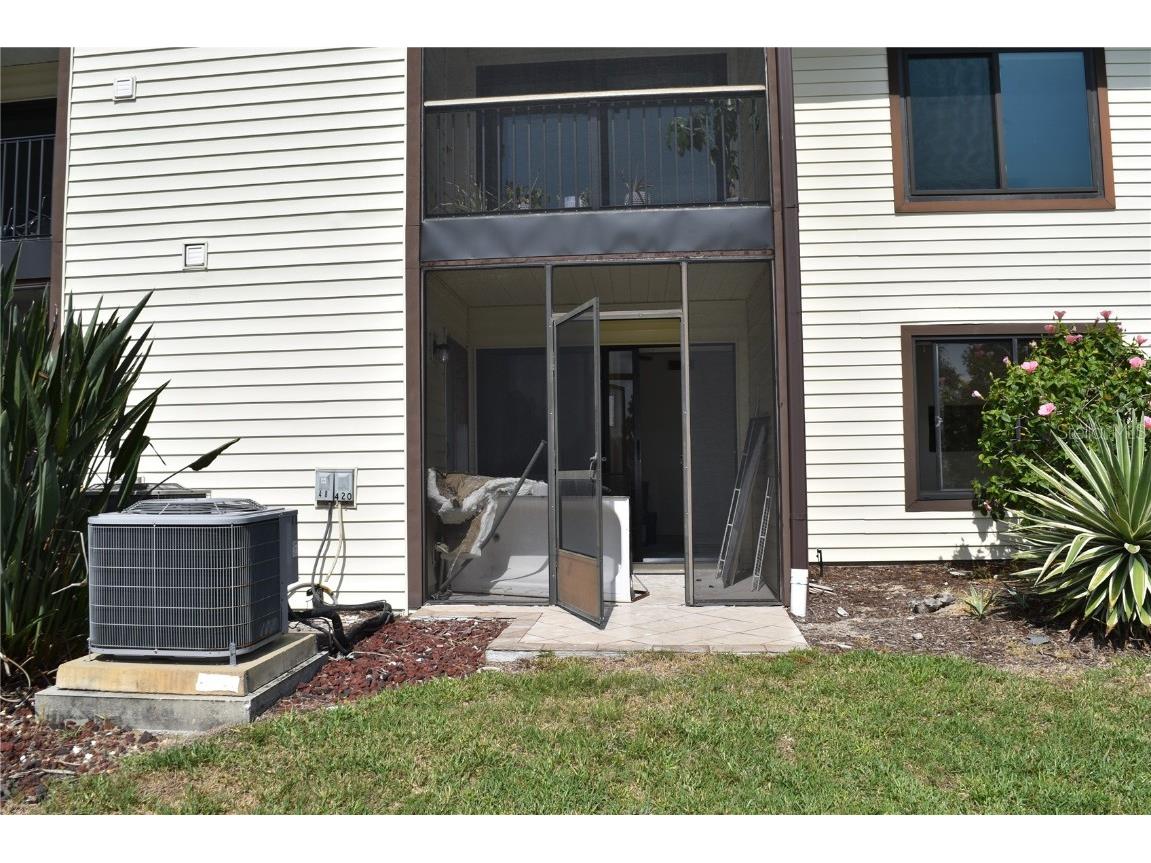 420 Moorings Cove Drive #420 Tarpon Springs FL 34689 TB8386780 image43