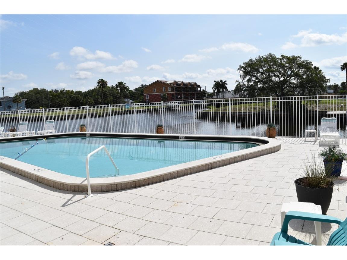 420 Moorings Cove Drive #420 Tarpon Springs FL 34689 TB8386780 image51
