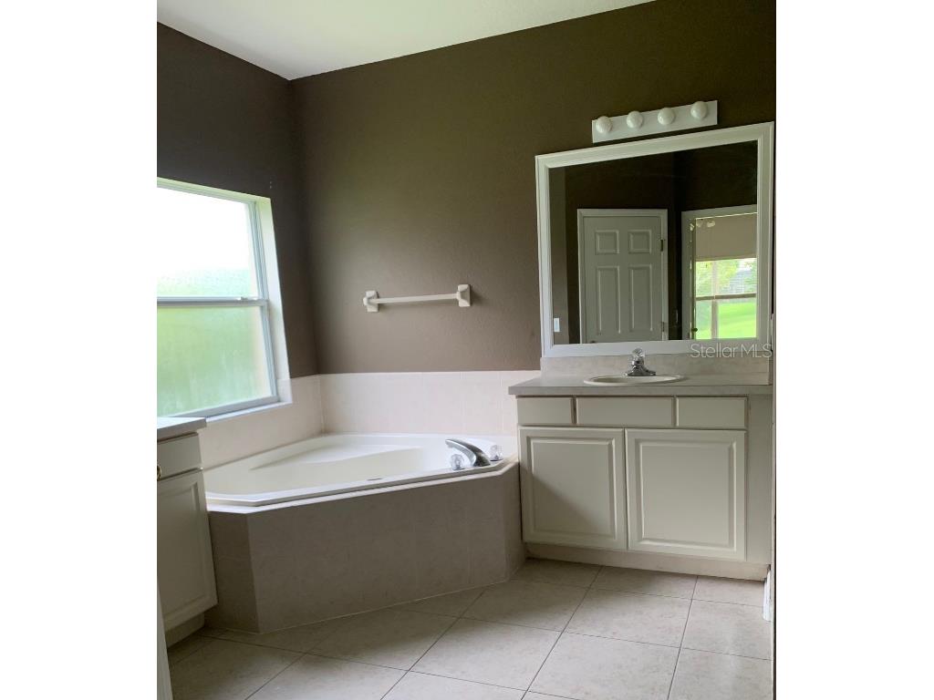 420 Moss View Circle Orlando FL 32825 O6357085 image13