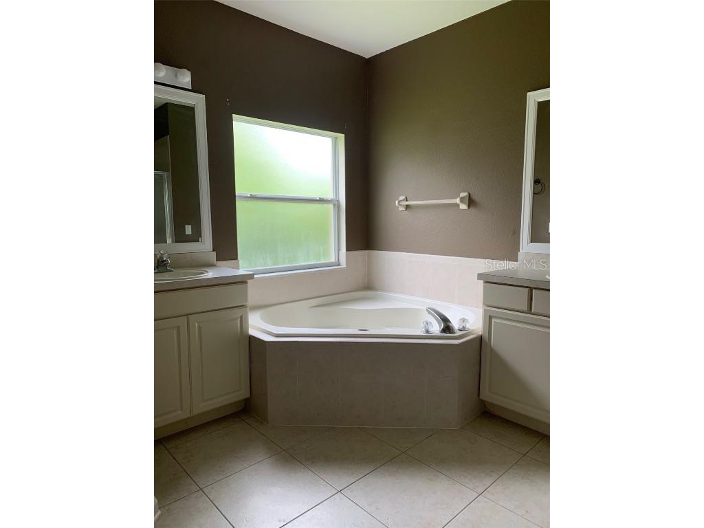 420 Moss View Circle Orlando FL 32825 O6357085 image14