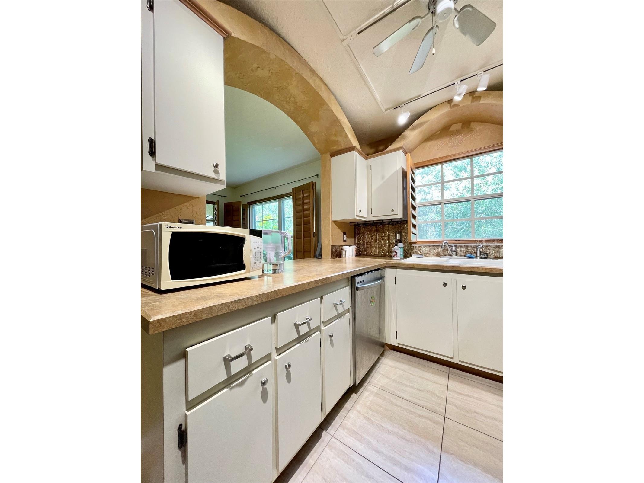420 N Bayshore Boulevard #102 Clearwater FL 33759 TB8496429 image4
