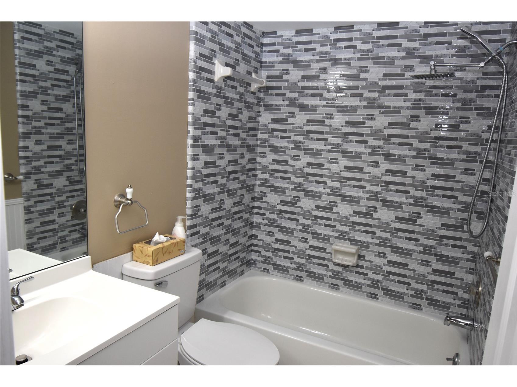 420 N Bayshore Boulevard #202 Clearwater FL 33759 TB8504152 image18