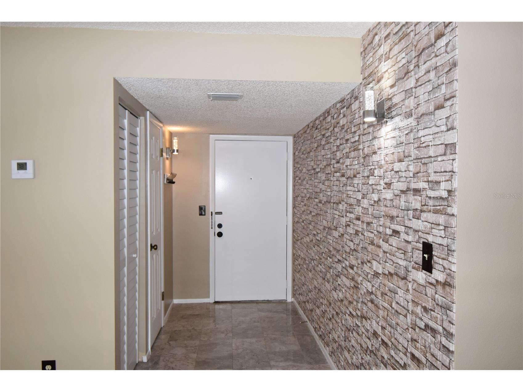 420 N Bayshore Boulevard #202 Clearwater FL 33759 TB8504152 image2