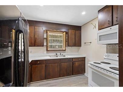 420 N Fairview Avenue Deland FL 32724 V4949894 image2