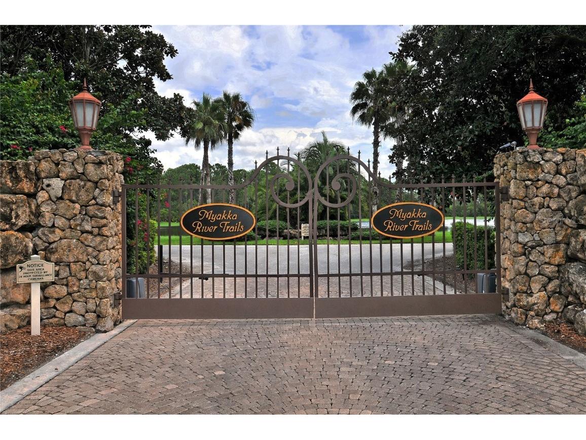 420 N River Road Venice FL 34293 - MYAKKA RIVER N6139908 image1