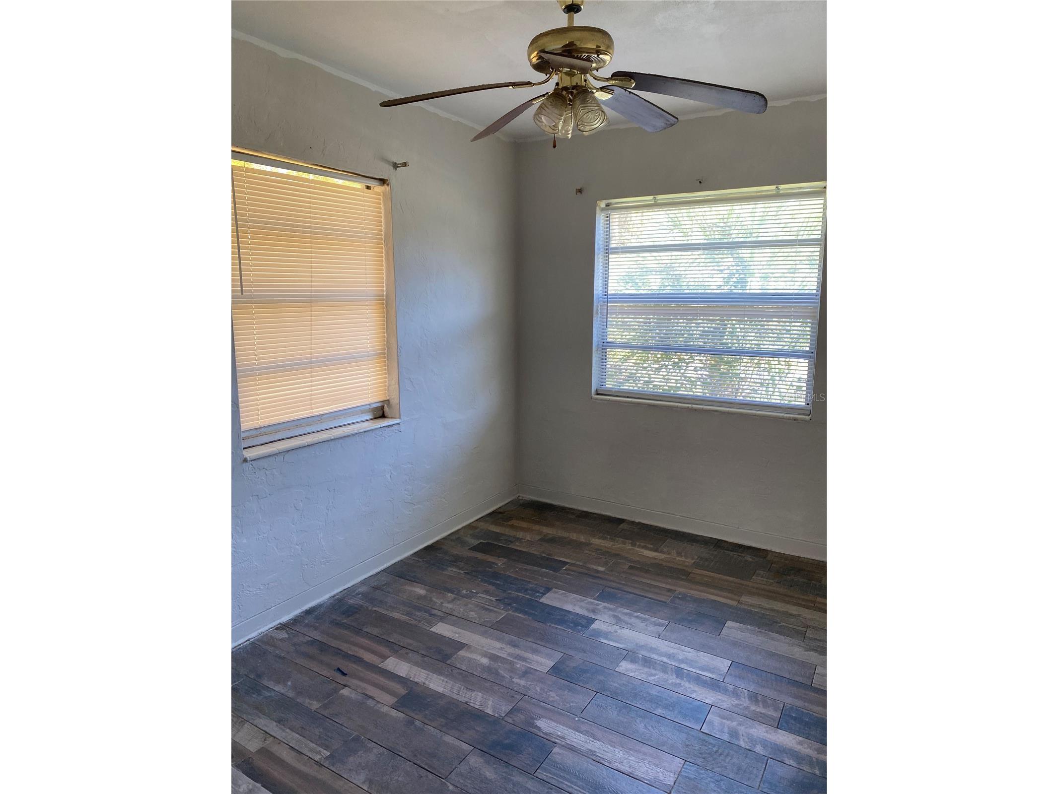 420 Newton Avenue S Saint Petersburg FL 33701 TB8427318 image4