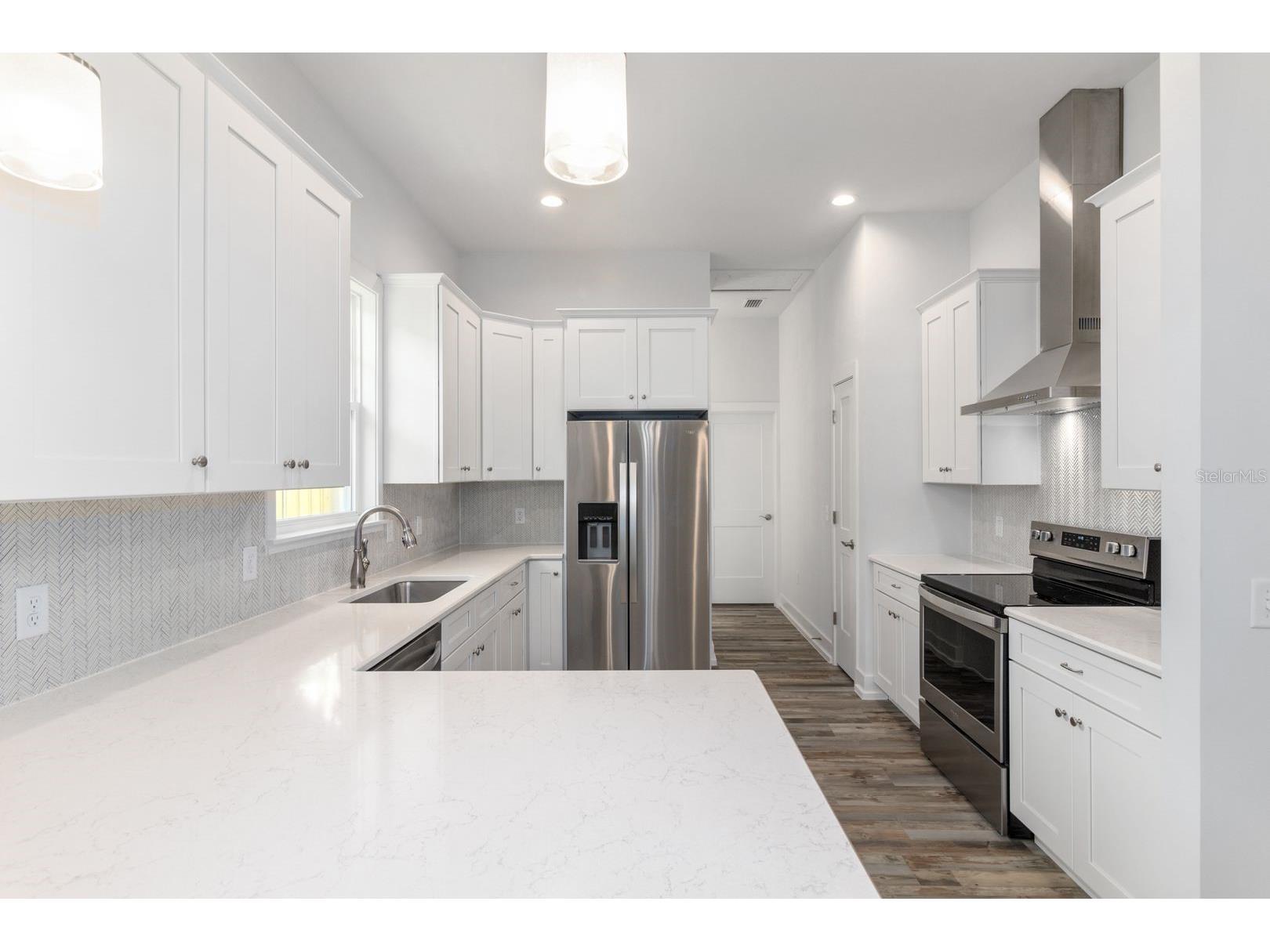 420 NW 1st Street Gainesville FL 32601 GC537259 image4