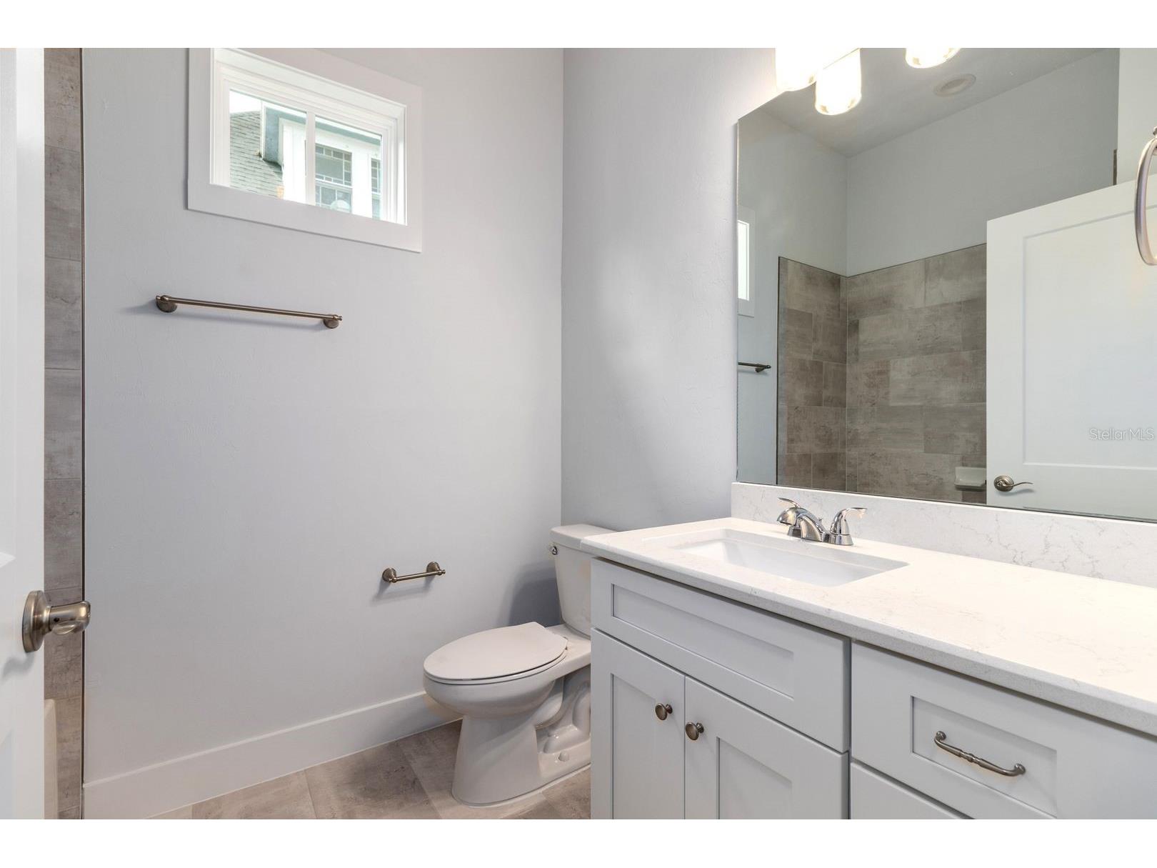 420 NW 1st Street Gainesville FL 32601 GC537259 image5