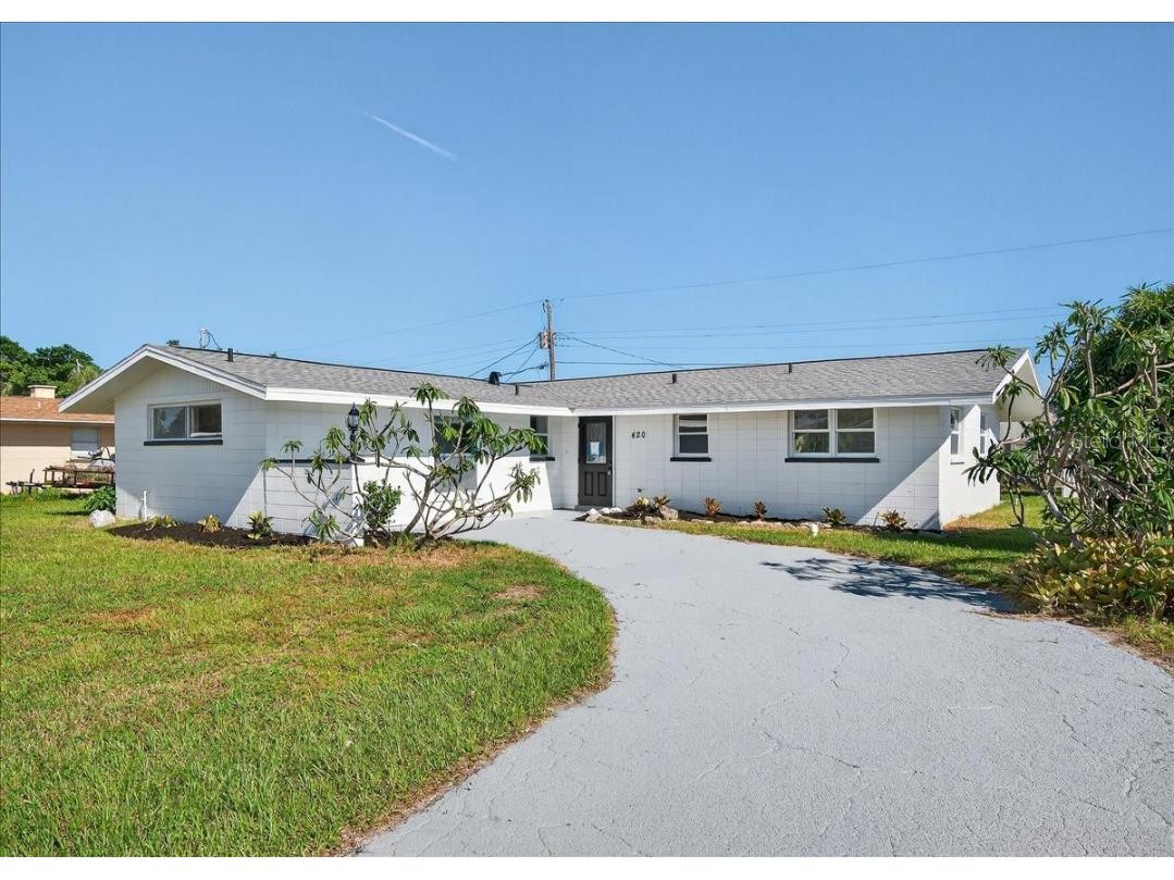 420 Palm Creek Drive Englewood FL 34223 TB8439993 image1