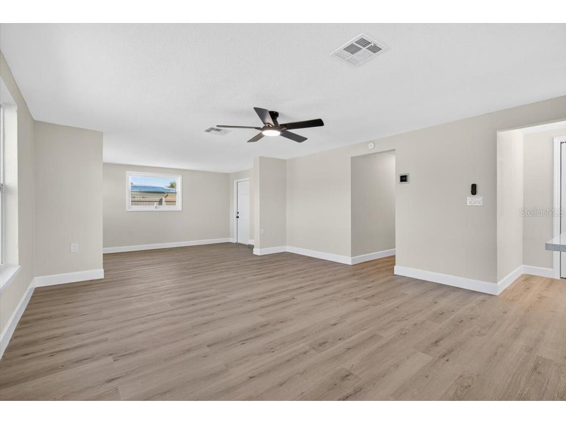 420 Palm Creek Drive Englewood FL 34223 TB8439993 image5