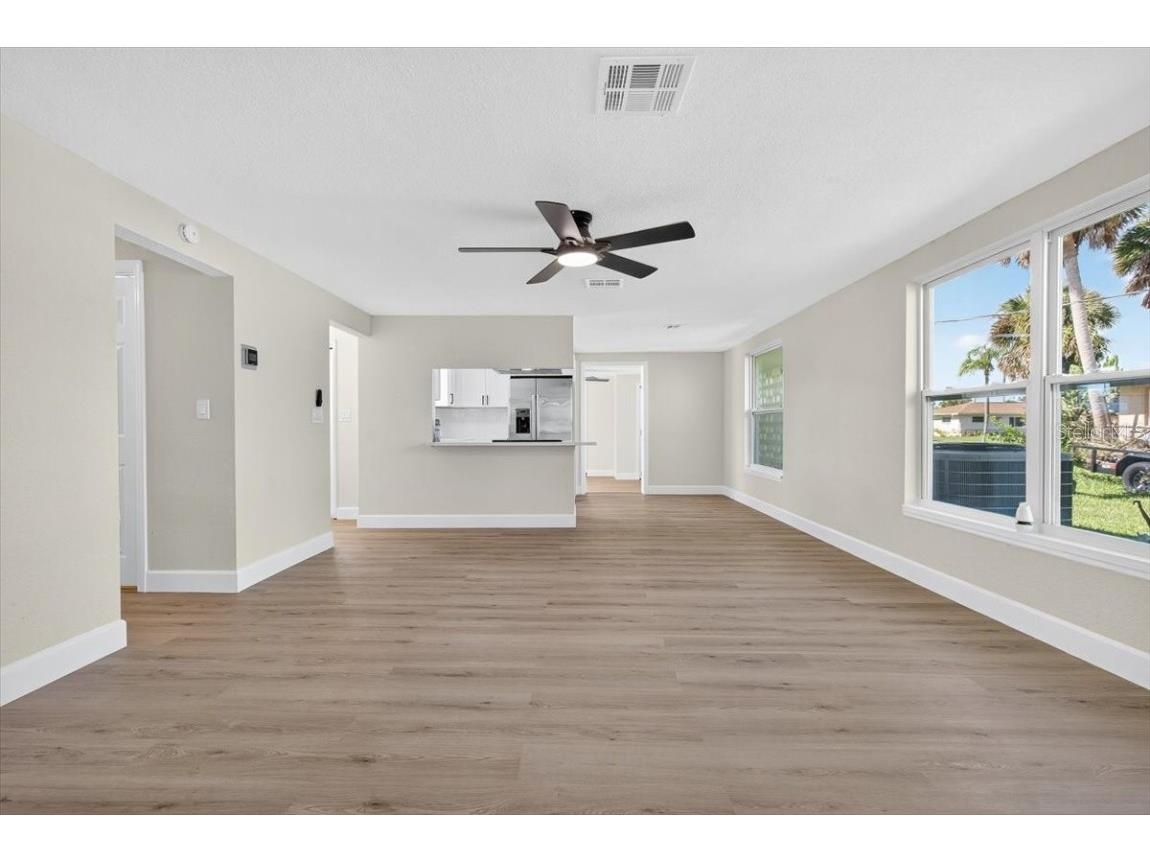 420 Palm Creek Drive Englewood FL 34223 TB8439993 image6