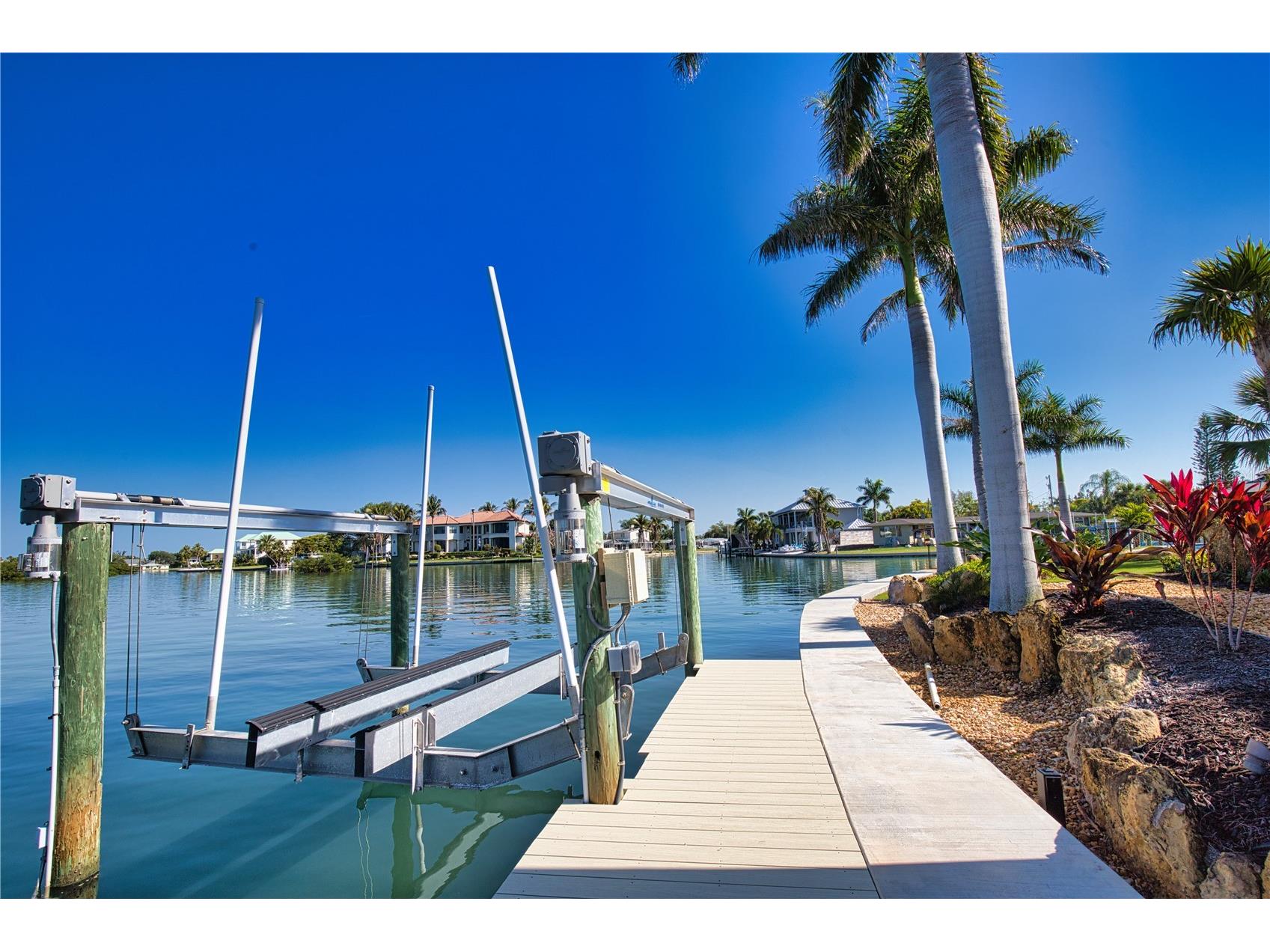 420 Palmetto Crescent Nokomis FL 34275 - LYONS BAY A4689775 image44