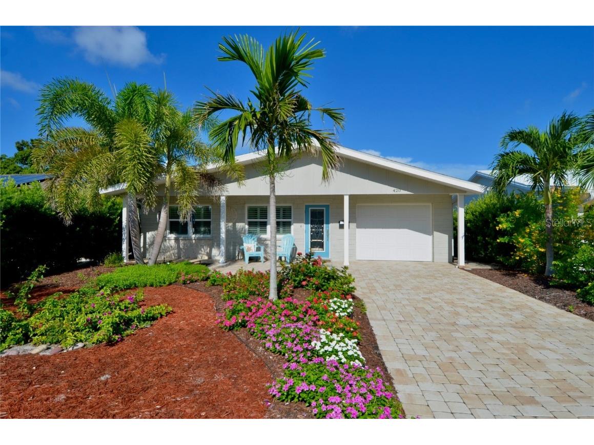420 Riviera Street Venice FL 34285 N6140117 image1