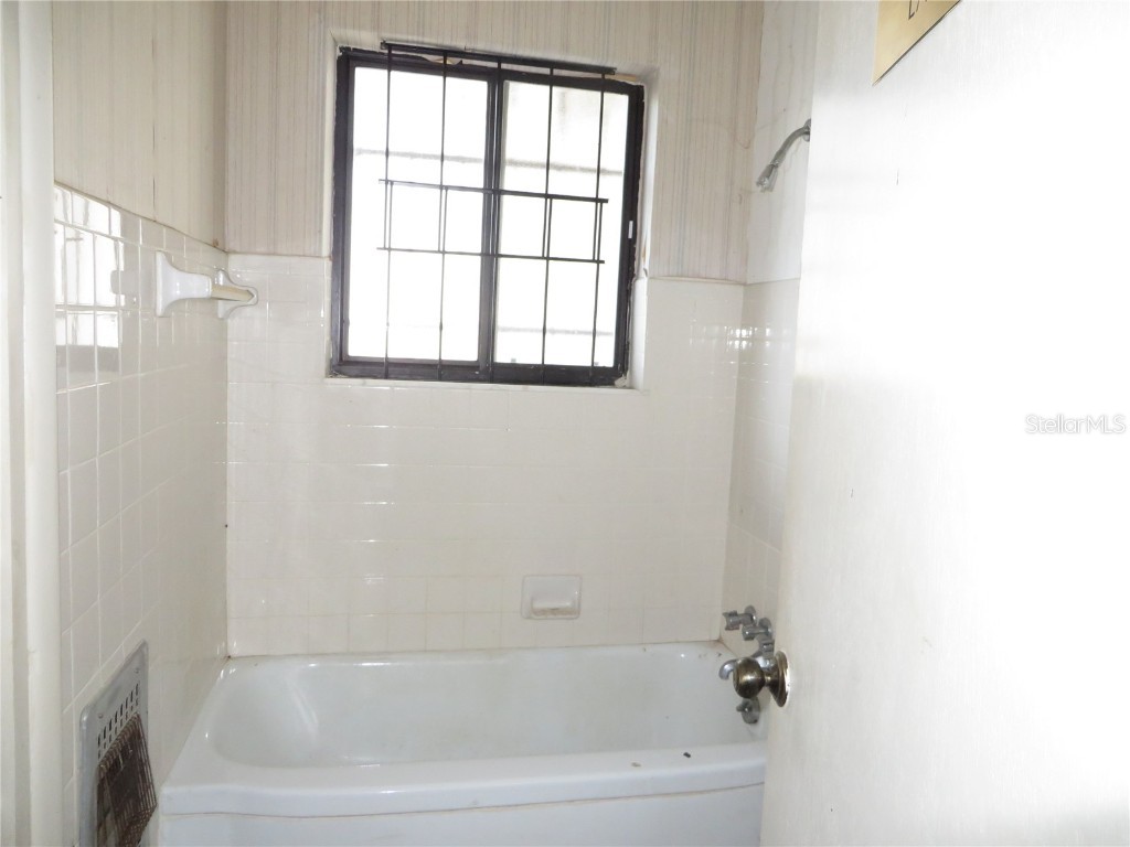 420 W Cherry Street Kissimmee FL 34741 S5100492 image15