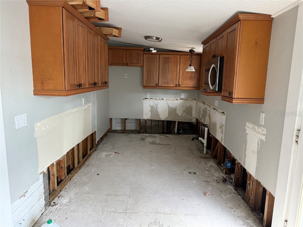 420 W Olympia Avenue Punta Gorda FL 33950 C7511113 image8